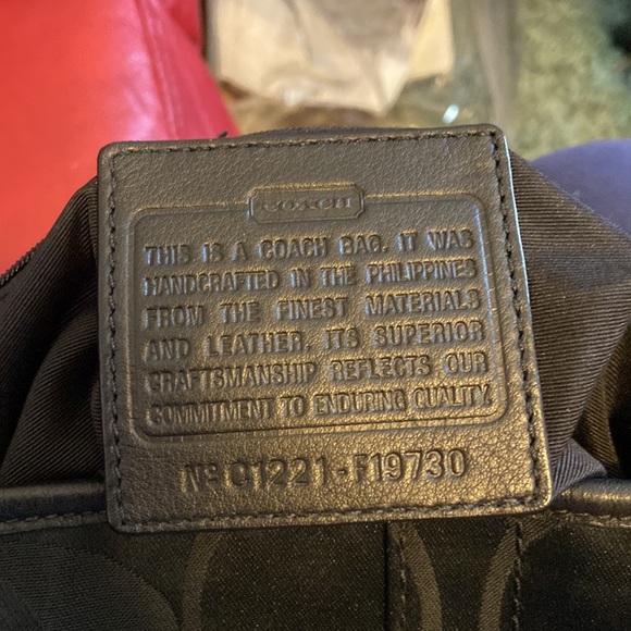 Coach black crossbody shoulder bag - Picture 9 of 10